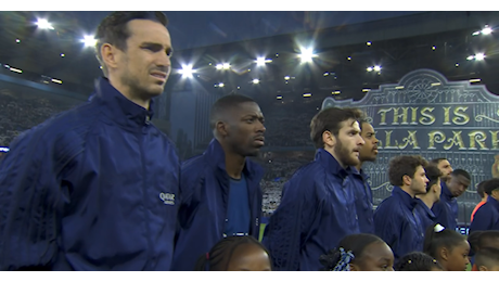 Video – Suona l’inno dell’Europa League: che figuraccia in Aston Villa-Psg