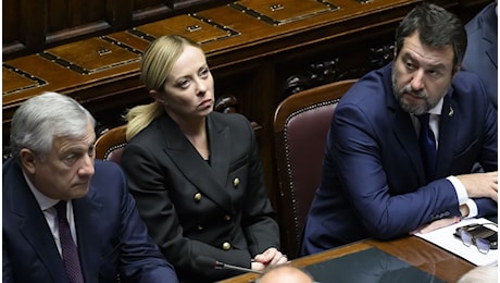 Il Canone Rai manda Giorgia Meloni su tutte le furie: Inc****** nera, durissimo scontro con Salvini e Tajani