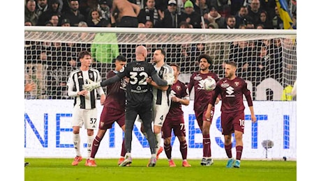 Juve-Torino, la moviola non ha dubbi: polemica sul bianconero