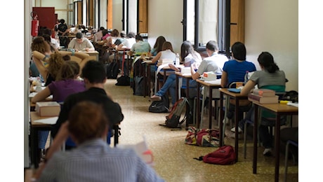 Esami di maturità, gli studenti calabri “più bravi” dei colleghi friulani: i dati del Ministero